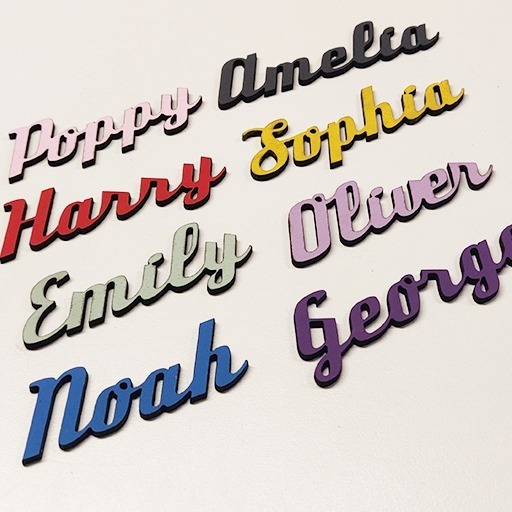 MWFON3 Personalised wooden name sign Def