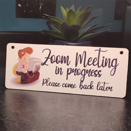 Video Meeting Hanger