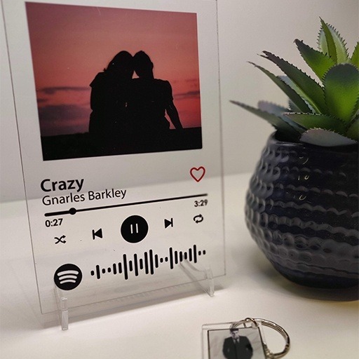 MaKaWeb Personalised Acrylic Spotify Plaque